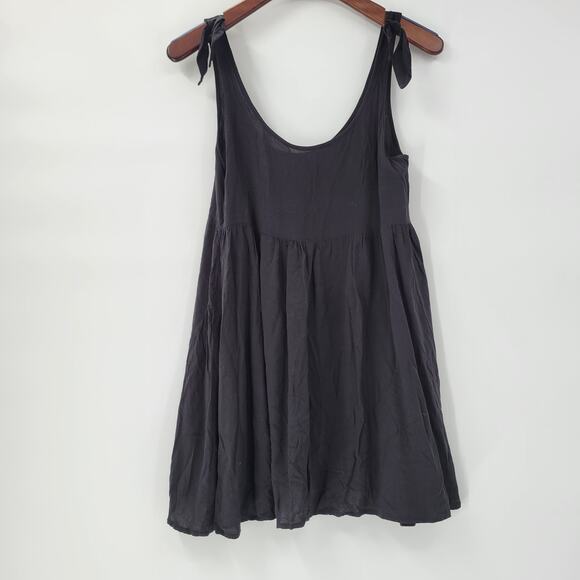 Forever 21 Babydoll Tank Womens S Black Rayon Scoop Neck Bow Tie Straps Flowy - Picture 5 of 13